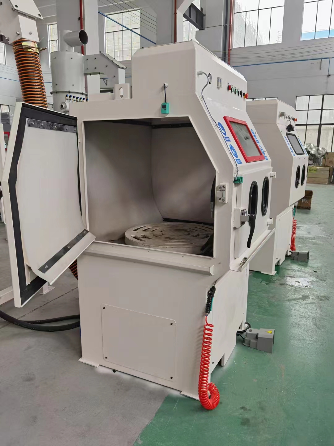 阿勒泰移动式抛丸机的工作原理?