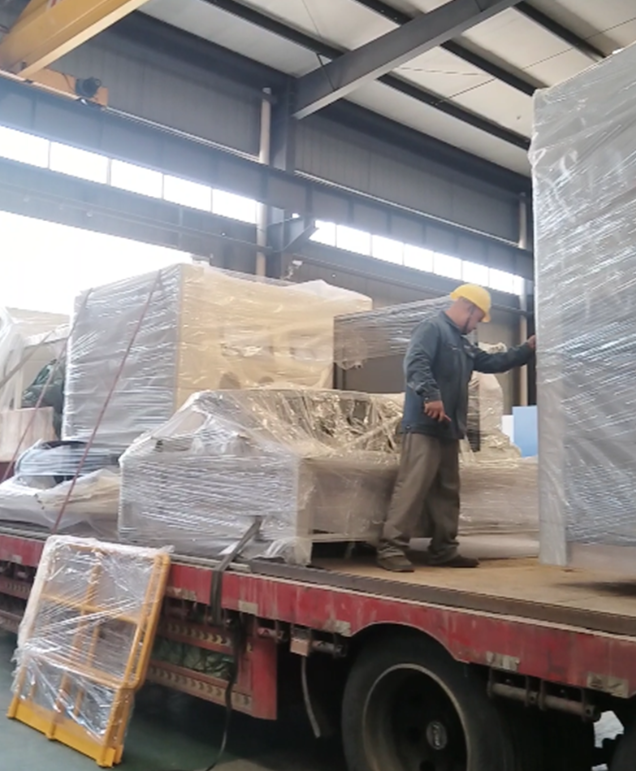 阿勒泰喷砂机软管易破损?选择与保养技巧